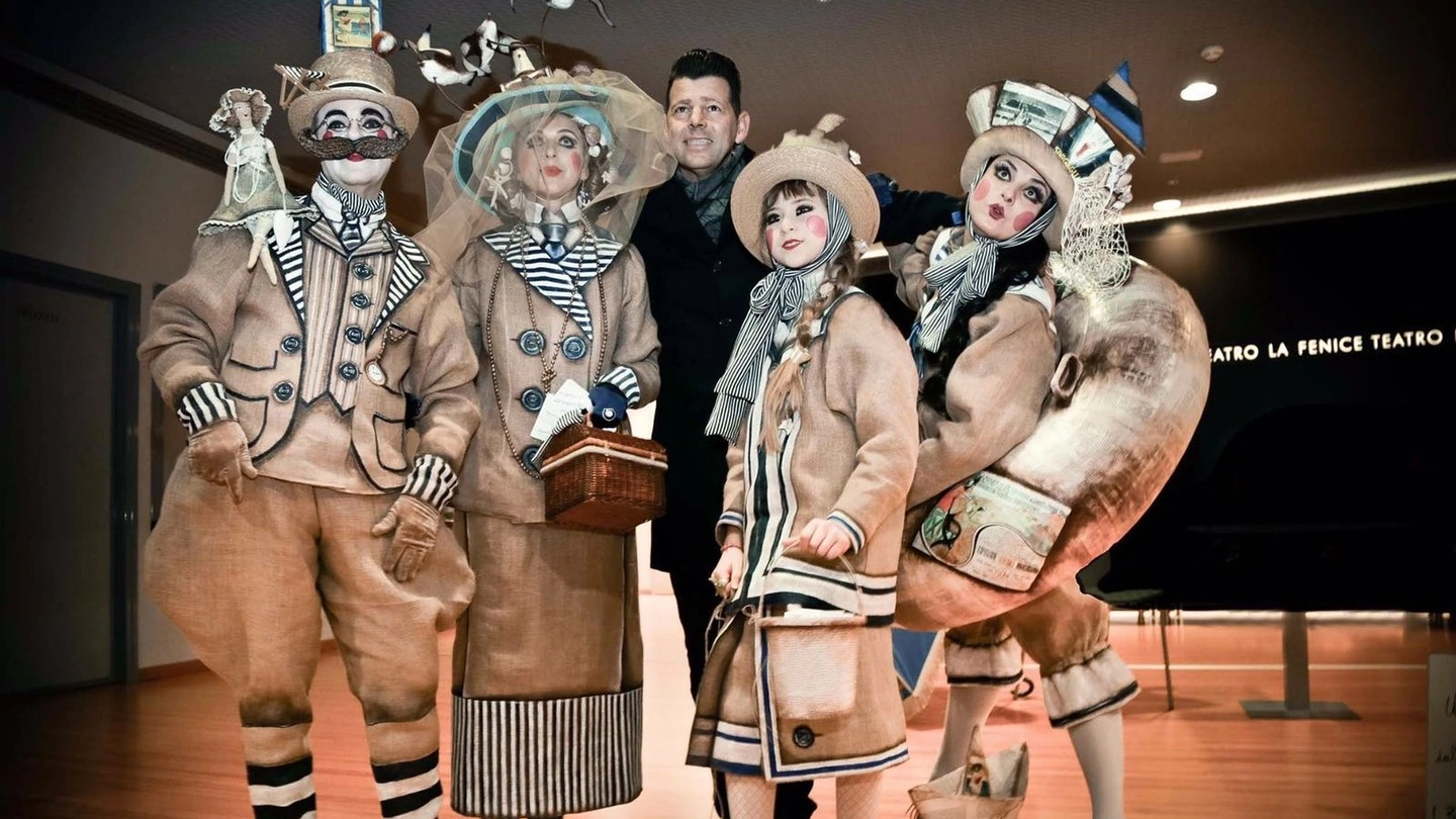 “I Bagnanti di Senigallia”, la maschera con cui i fratelli Marconi hanno vinto il premio al Carnevale di Venezia