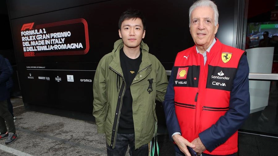 Steven Zhang con Piero Lardi Ferrari all'Autodromo di Imola