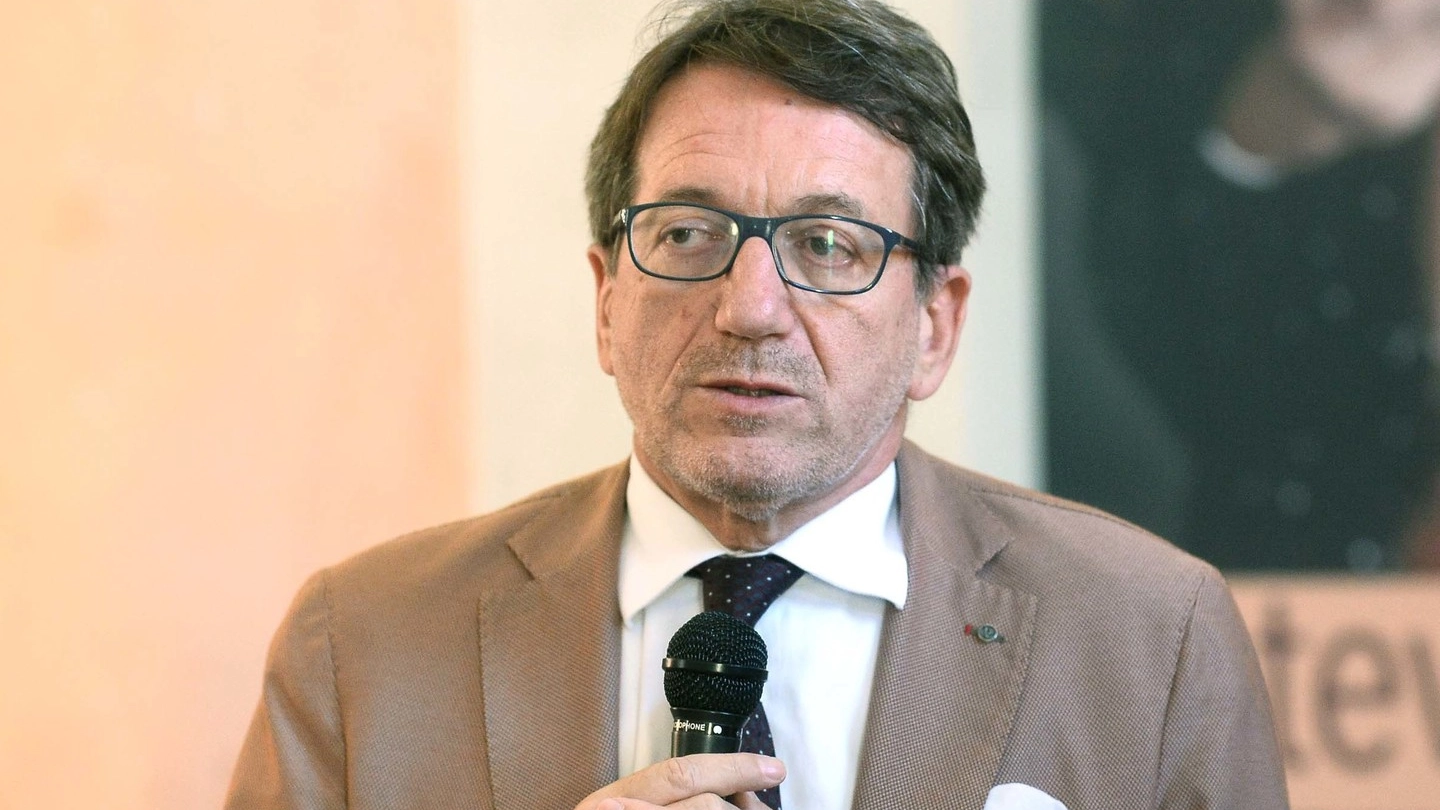 Il sindaco di Modena, Gian Carlo Muzzarelli