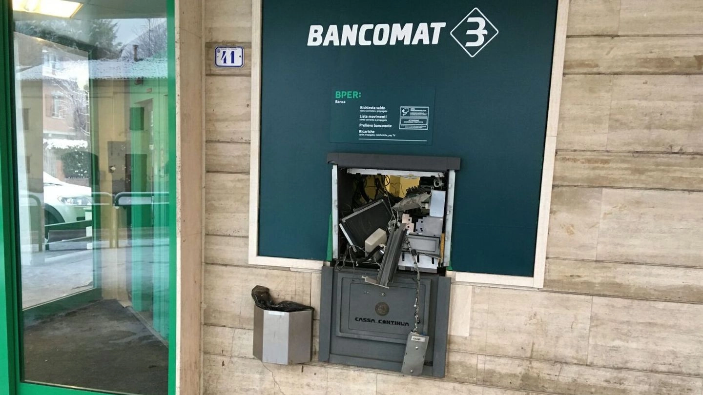 Il bancomat saltato a Spezzano di Modena