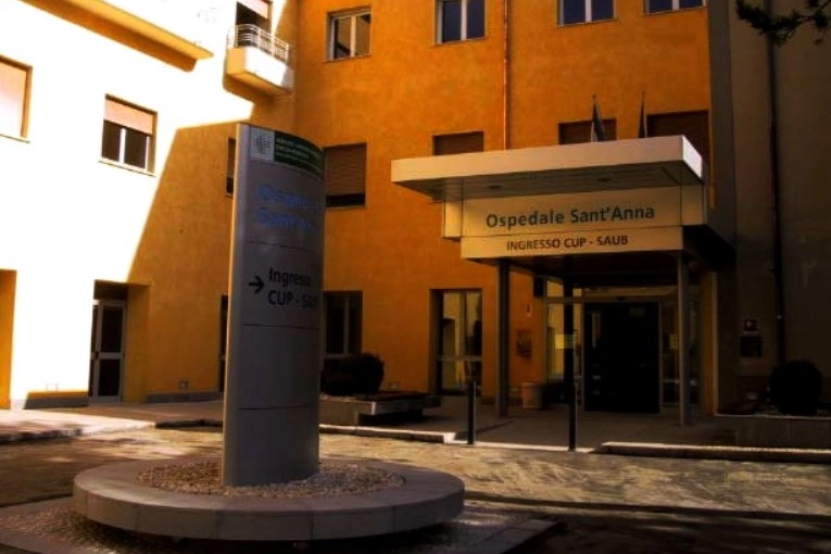 Da anni l’ospedale S.Anna è al centro delle polemiche per la chiusura di ostetricia
