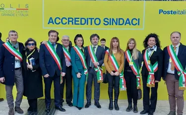Sindaci e Poste uniscono l’Italia "Una rivoluzione per i piccoli paesi"