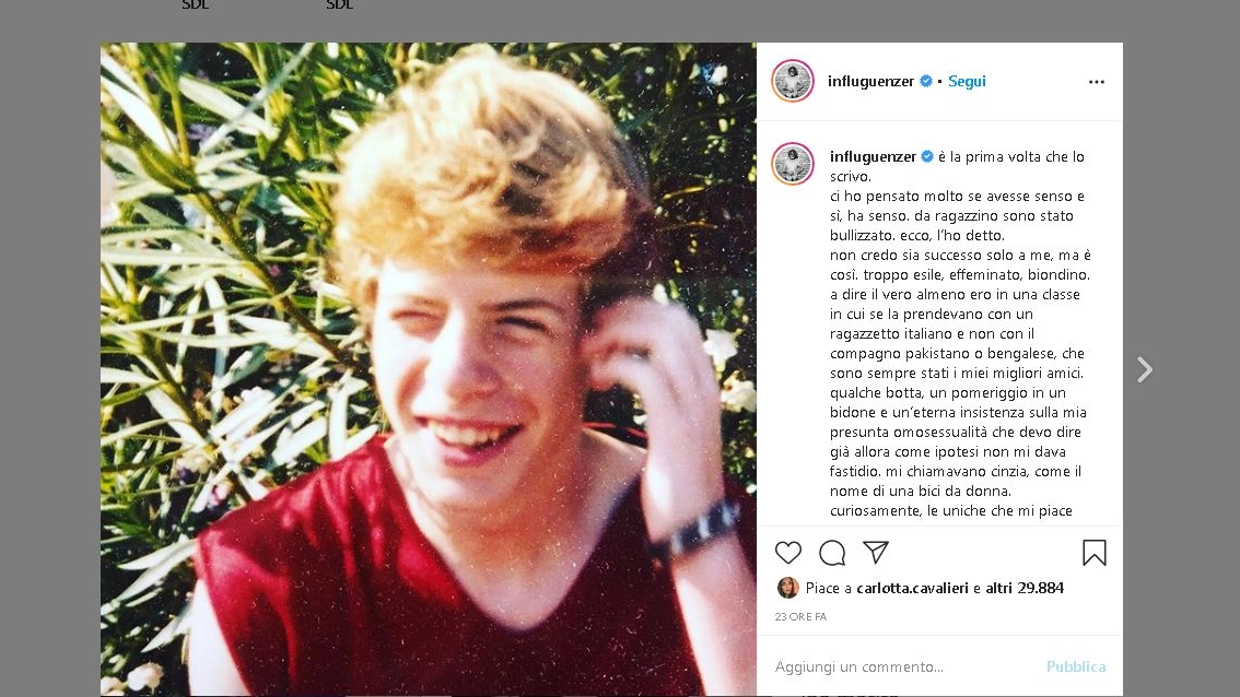 Un Lodo Guenzi adolescente nella foto postata dall'artista su Instagram
