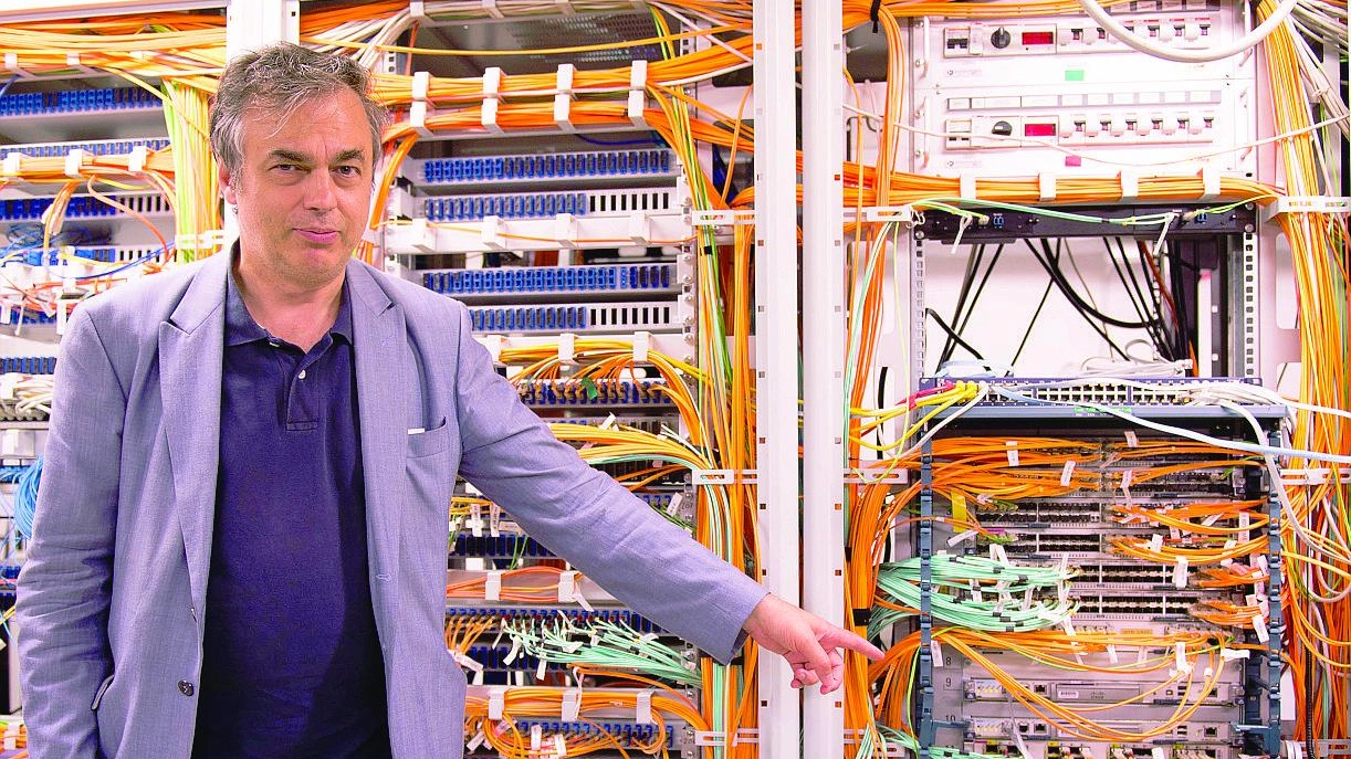 Luca Dell’Agnello, respondabile del team del Cnaf che supervisiona il lavoro del supercomputer