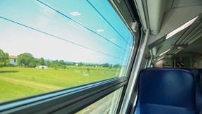 Viaggiare in treno: ecco la guida agli itinerari e alle offerte