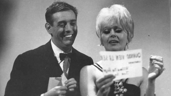 Nel 1962 Dario Fo e Franca Rame vengono censurati a "Canzonissima"