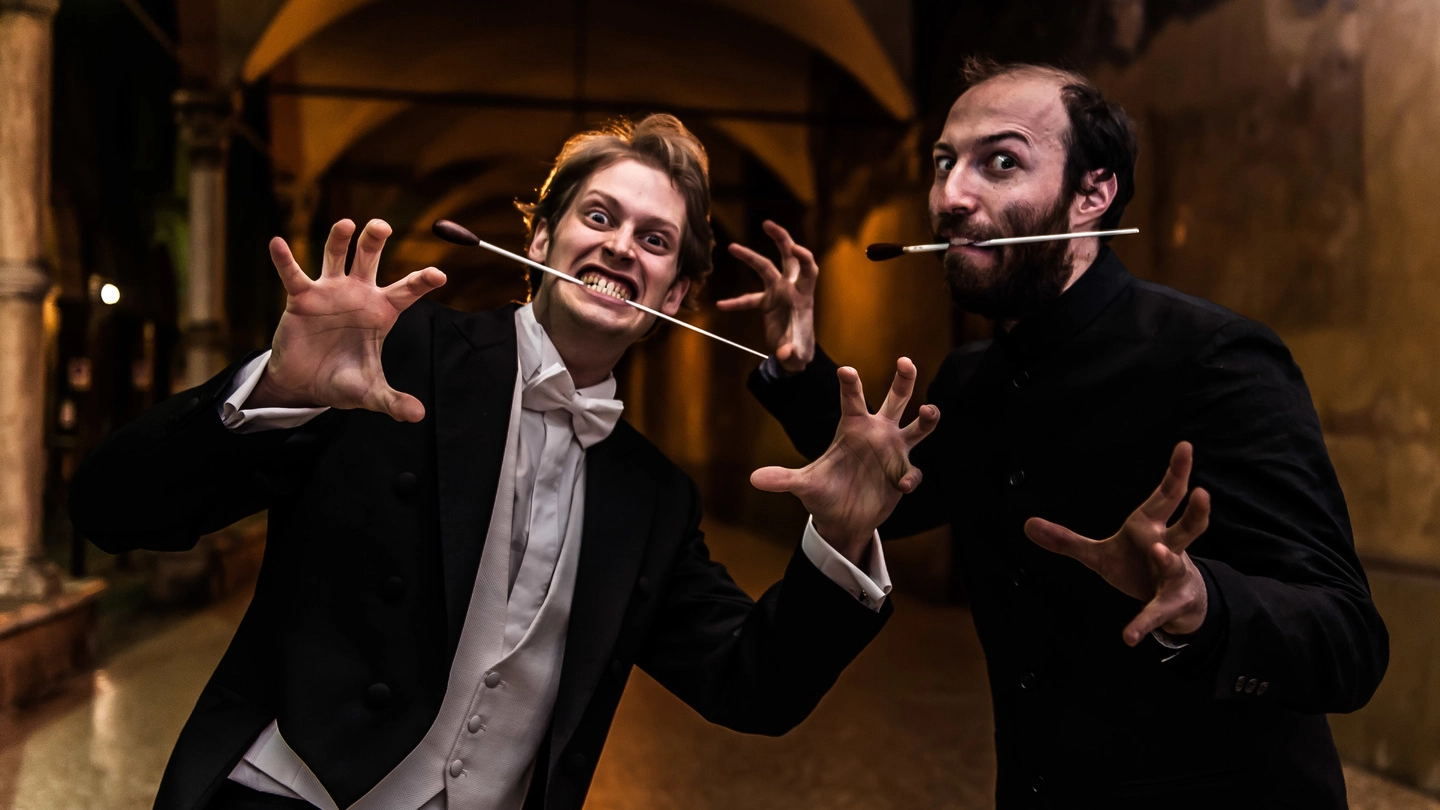 Matteo Parmeggiani (32 anni) e Tommaso Ussardi (36): i maestri dell’Orchestra Senzaspine