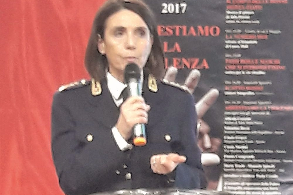 Cinzia Grucci della polizia postale spiega come rispondere ai ricatti online