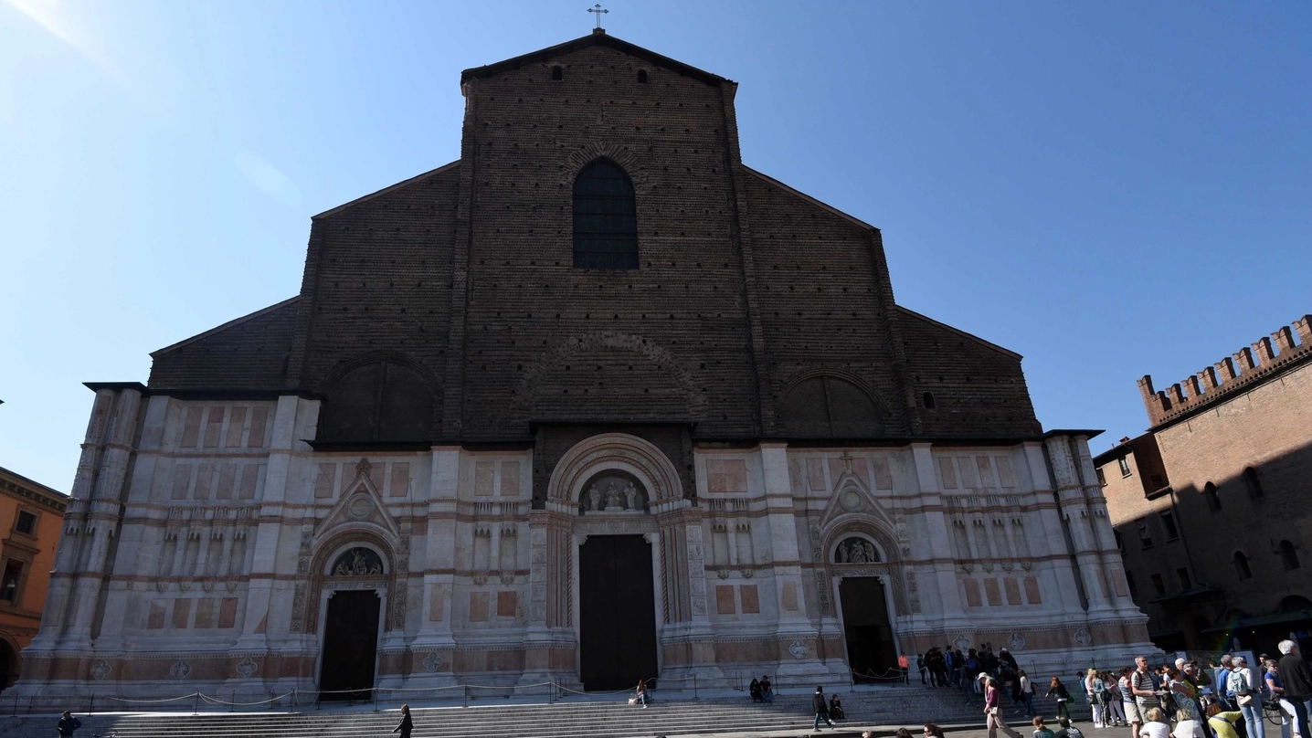 Bologna, la chiesa di San Petronio (Immagine di repertorio FotoSchicchi)