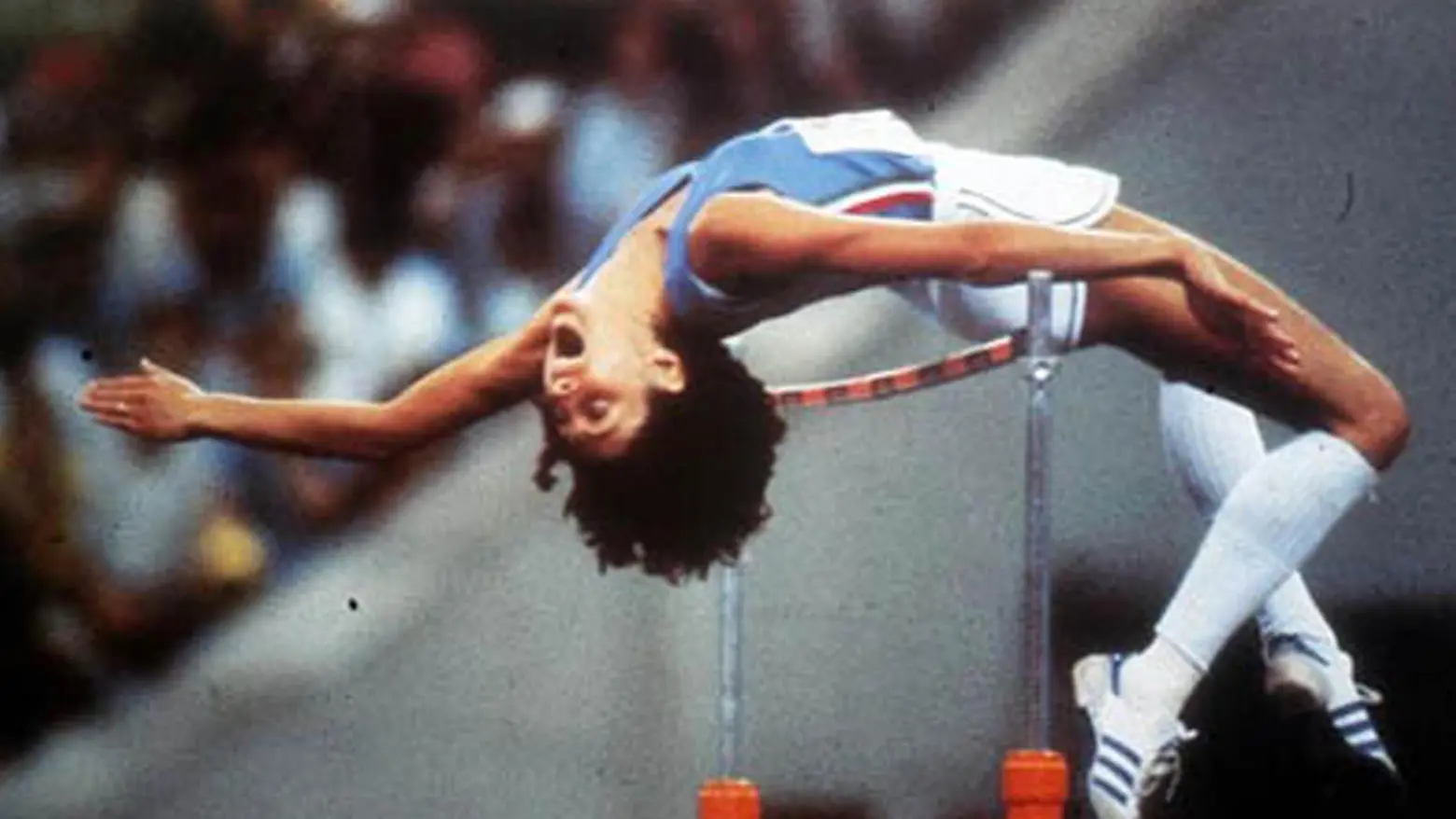 Sara Simeoni, in una foto d'archivio, il salto in alto oro alle olimpiadi di Mosca 1980