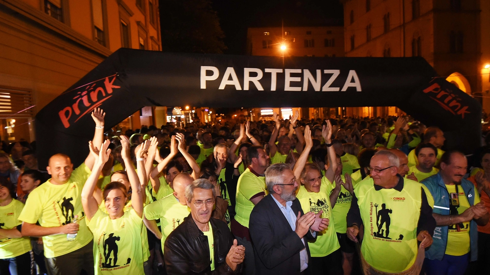 La partenza della RunMidnight 2015