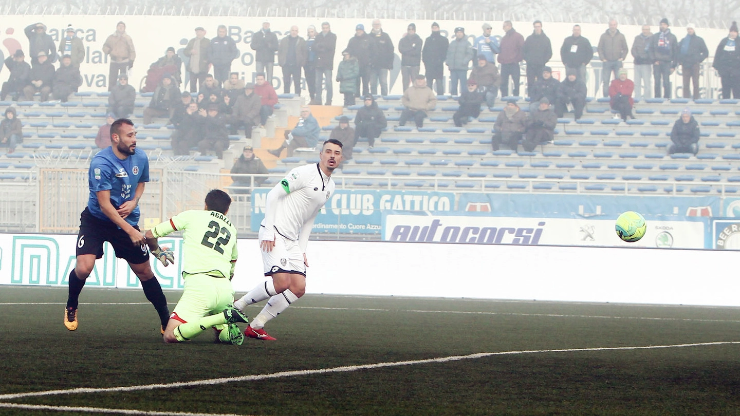 Il Cesena sconfitto a Novara 3-1 (LaPresse)