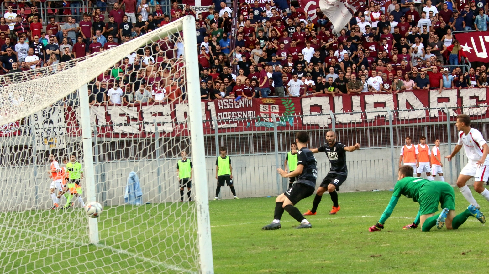 Il gol vittoria di Cicagna (foto Rastelli)