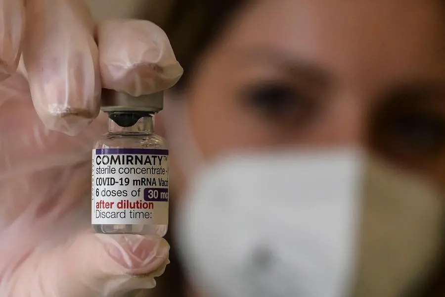 Vaccino anti-covid Comirnaty (archivio)