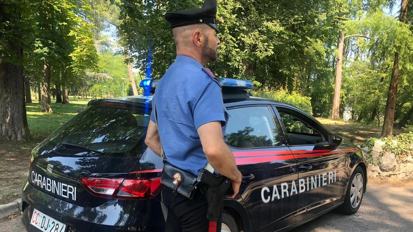 Bologna, arrestato con 61 dosi dai carabinieri del Radiomobile in azione (foto d'archivio)