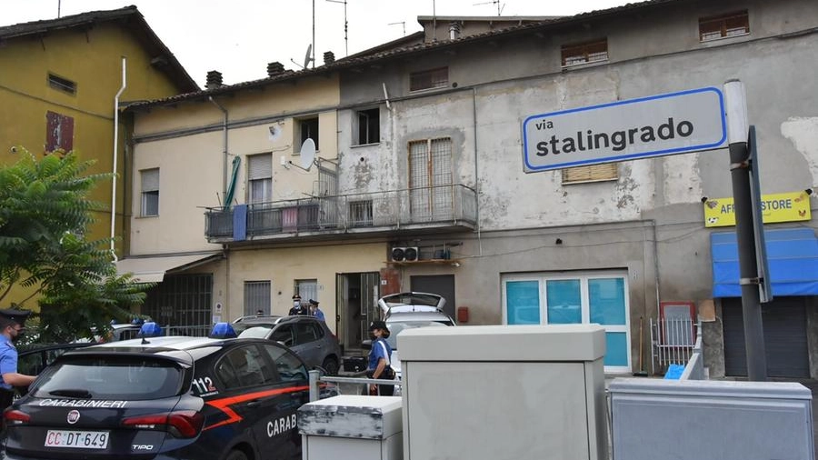 Trovato morto in via Stalingrado a Reggio Emilia: non si esclude l'omicidio