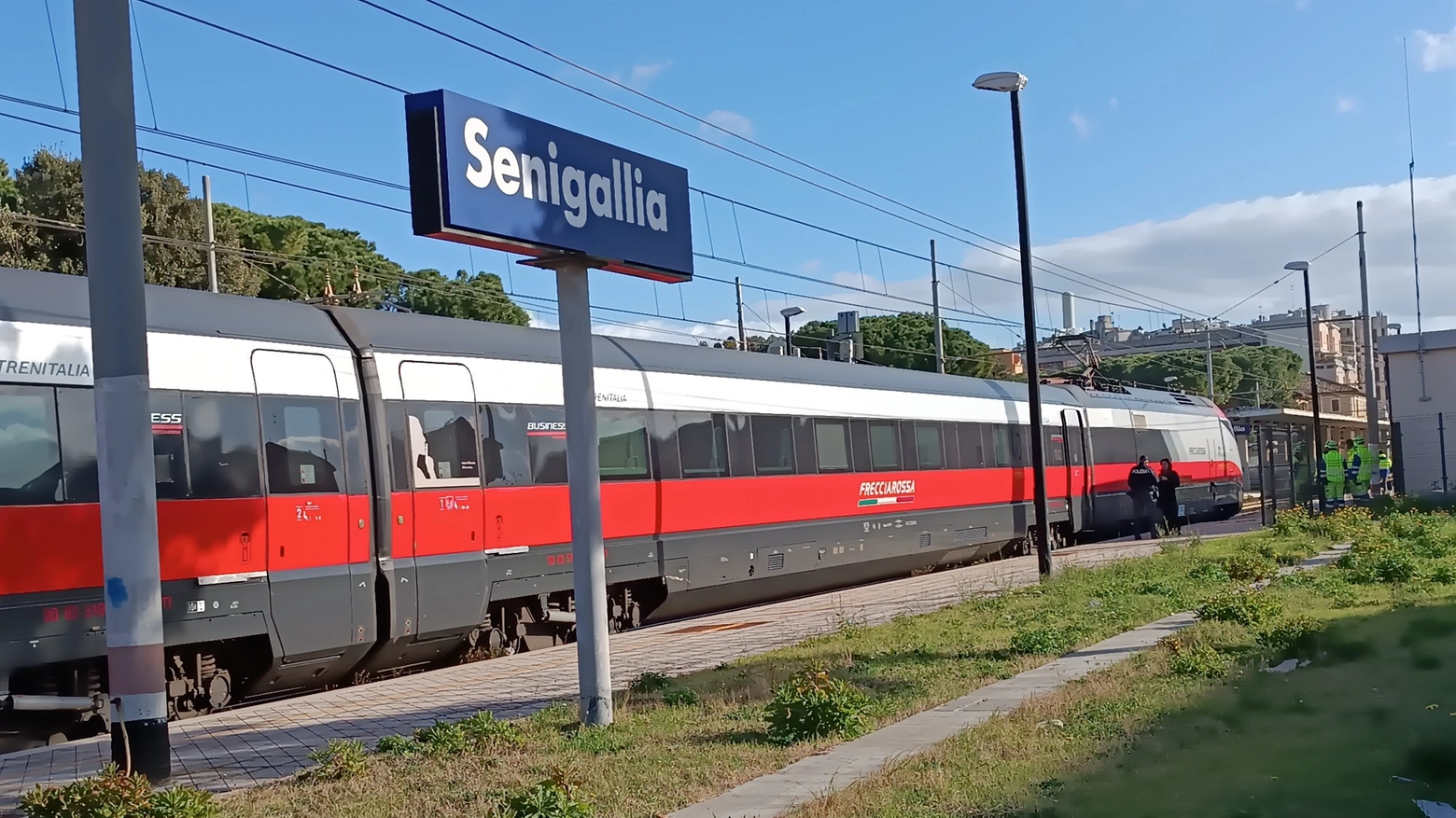 Una donna morta a Senigallia, investita da un treno