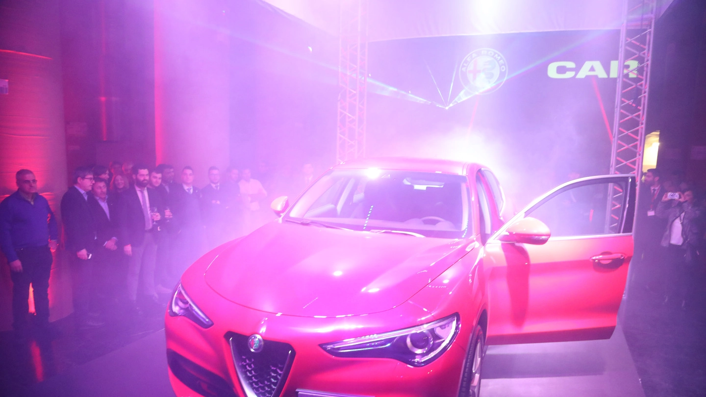 Stelvio, il Suv Alfa Romeo presentato nella sede del Carlino (foto Schicchi)
