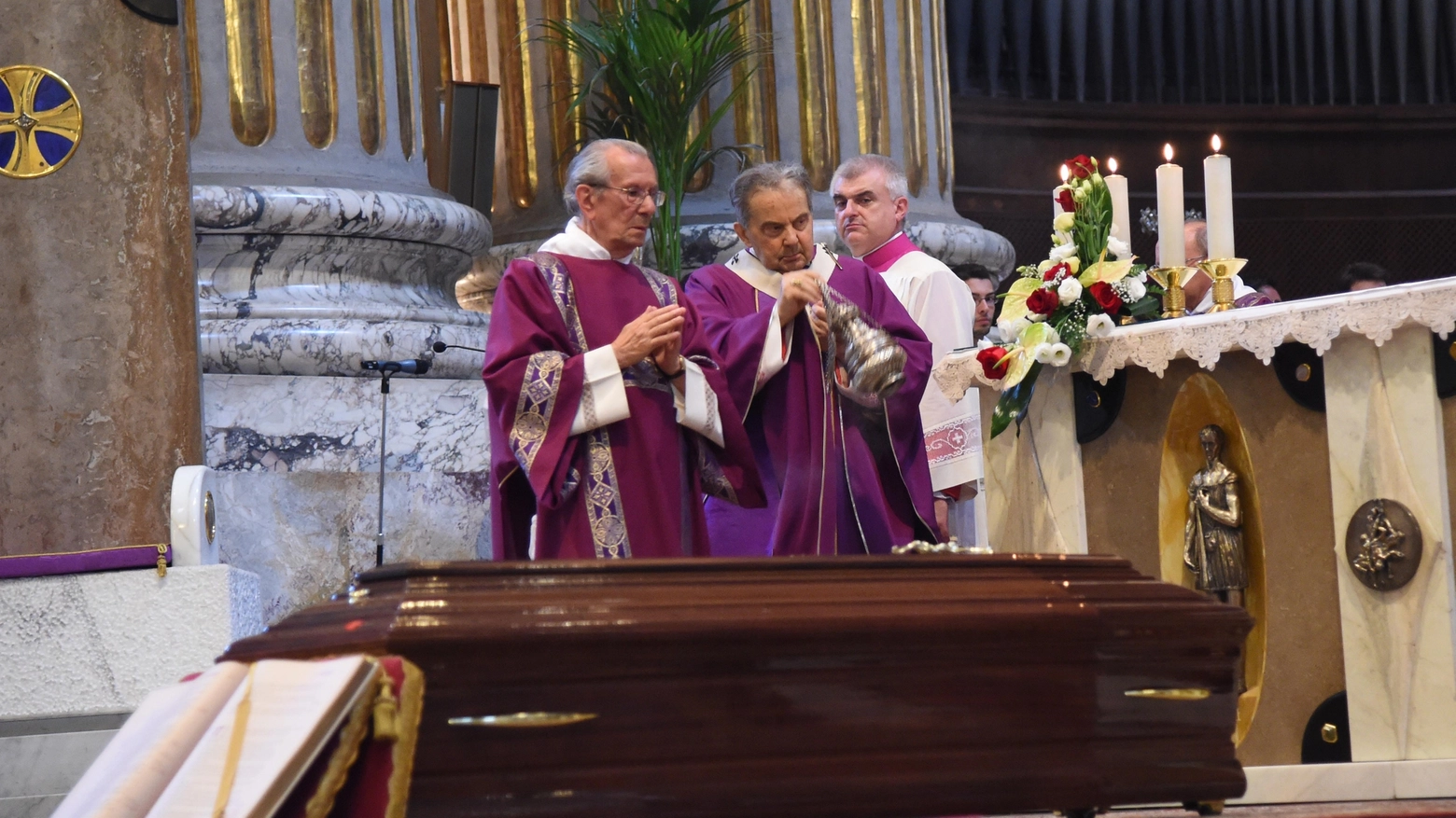 Il funerale dell'arcivescovo emerito Giacomo Biffi (Foto Schicchi)
