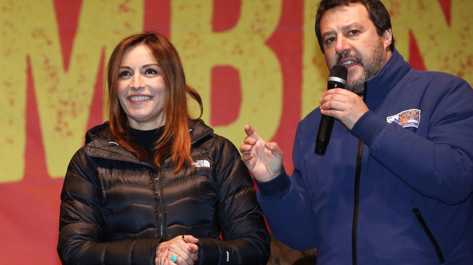 Matteo Salvini e Lucia Borgonzoni a Bibbiano (Foto Ansa)