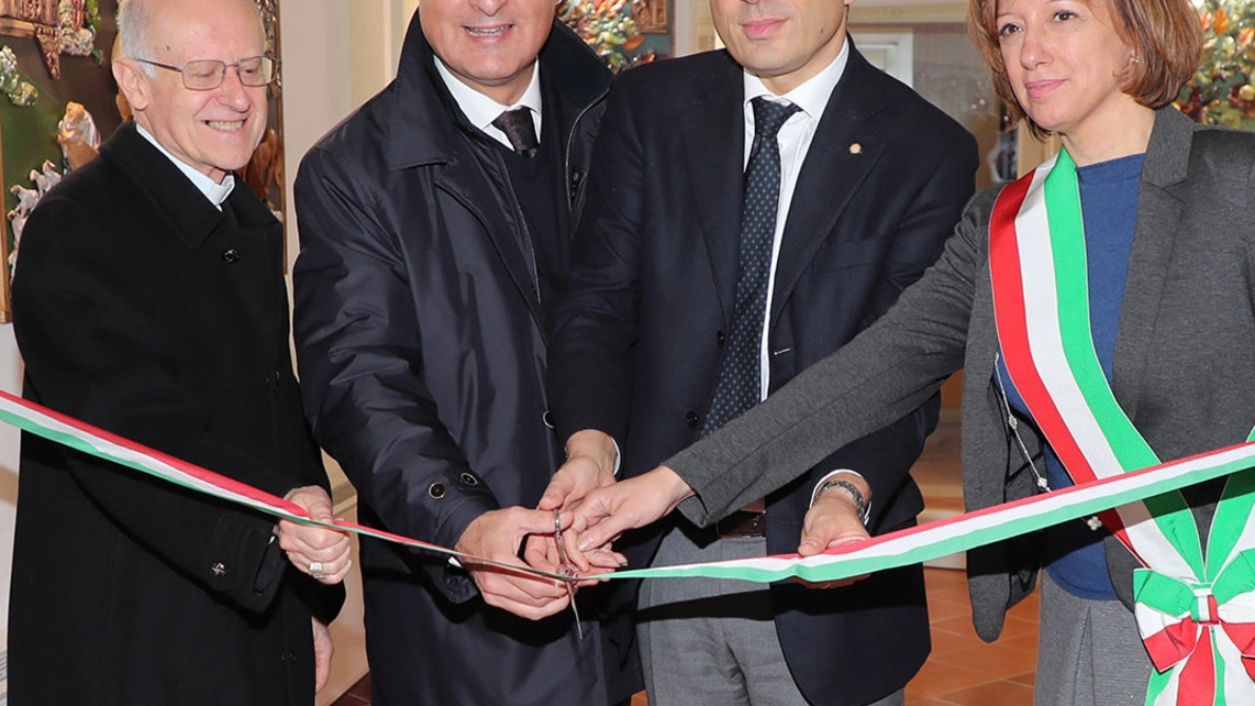Fabio Bacchilega all'inaugurazione col rettore Ubertini