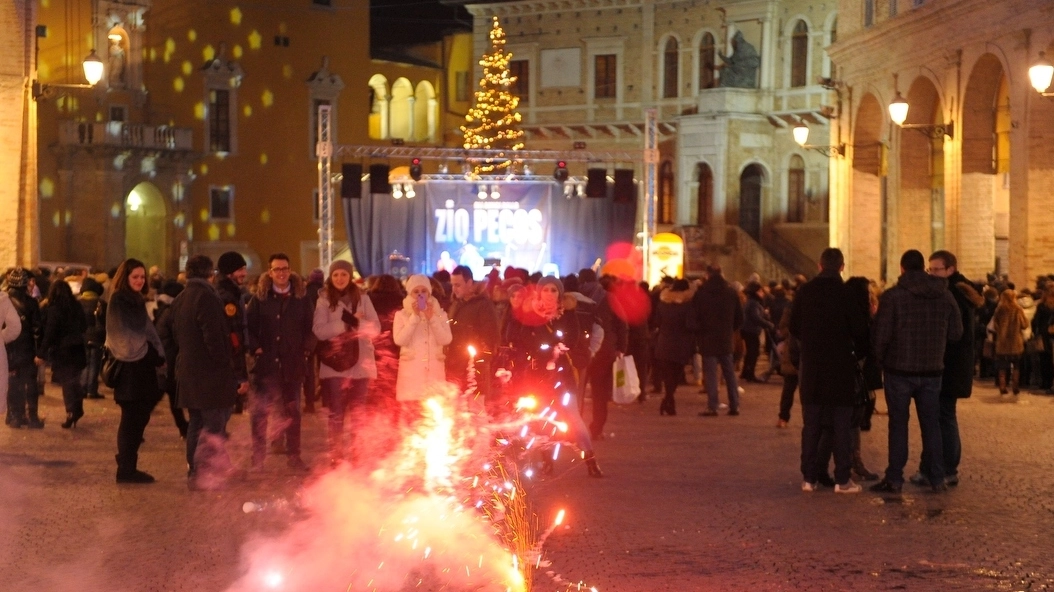 Capodanno a Fermo (foto archivio Zeppilli)