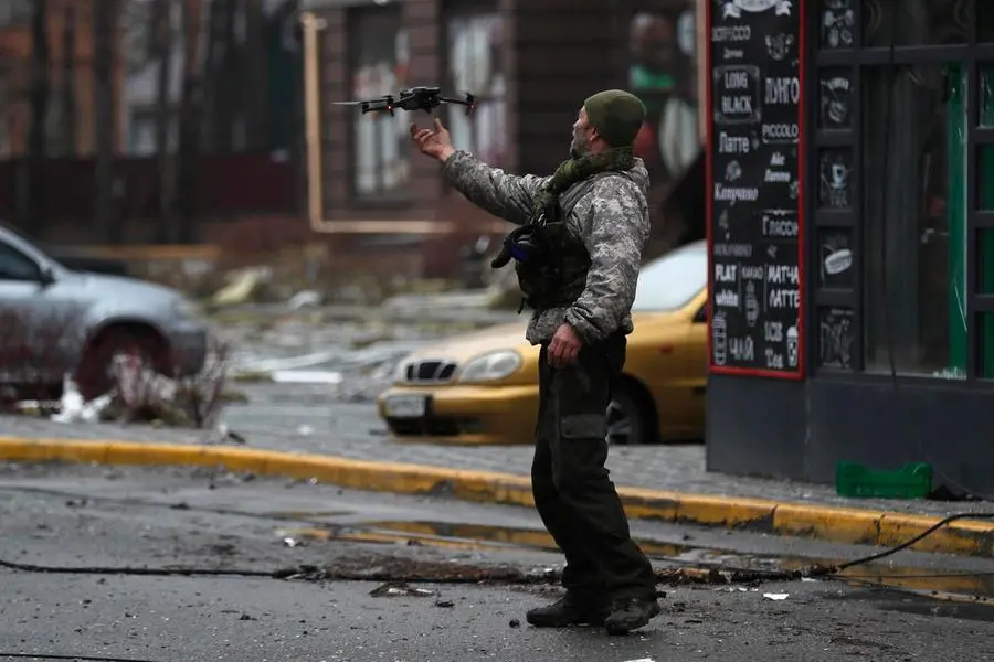 Guerra Ucraina: droni e termocamere, così i soldati di Kiev dominano la notte