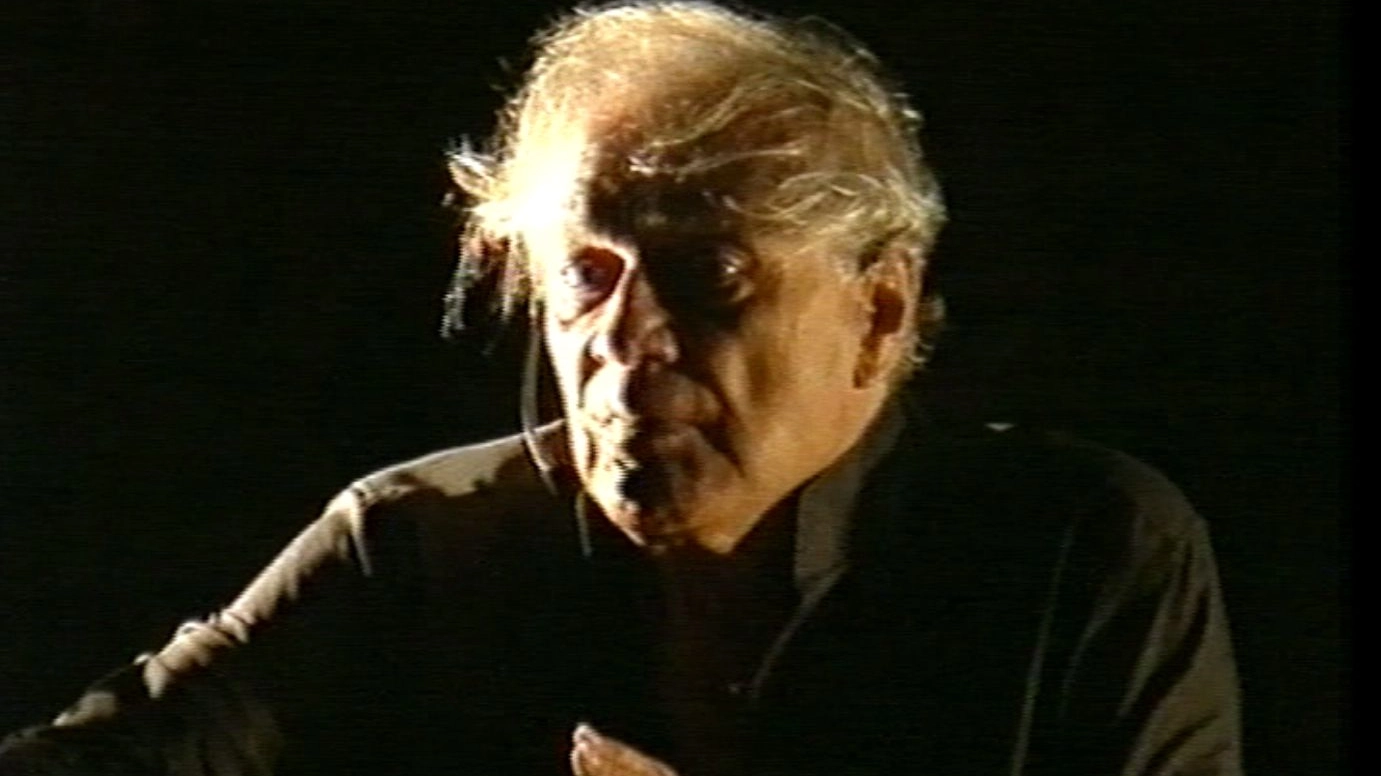 Giorgio Albertazzi, morto a 92 anni, nel 2003 lesse Dante dalla Torre degli Asinelli