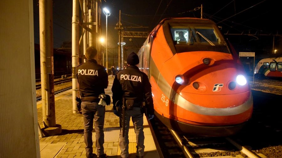 Tragedia il primo giorno del 2023 in stazione a Ferrara: morto un 29enne (Bp)