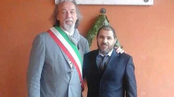 Mustapha Soufi assieme al sindaco di Longiano Ermes Battistini 