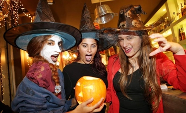 San Stino, Halloween ‘vietato’ dal parroco esorcista: “È culto dell’orrore”