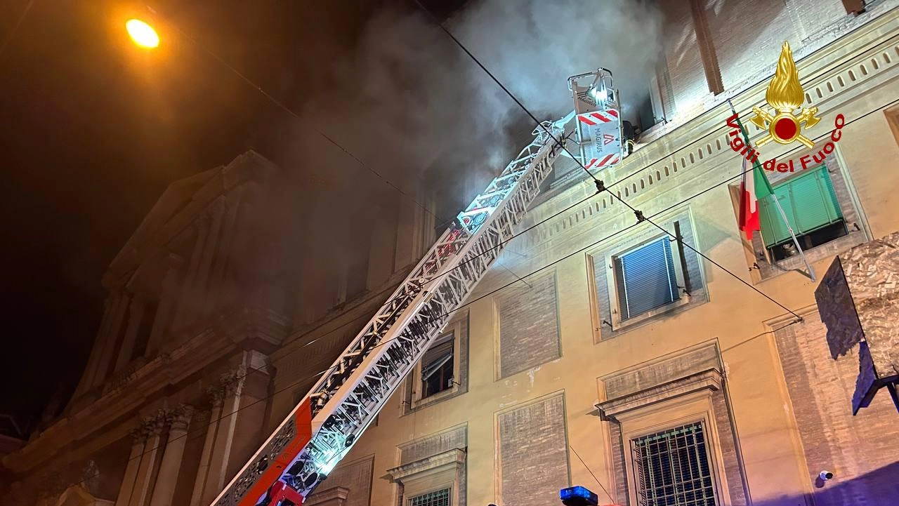Incendio in tribunale a Modena