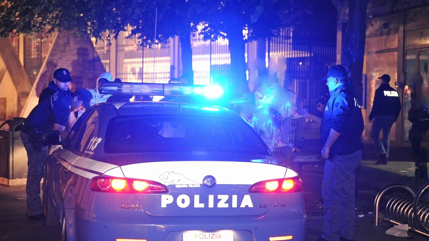 Rimini, il tentato omicidio è avvenuto questa sera sotto i portici del comune