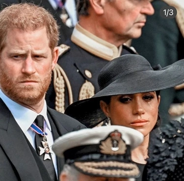 Meghan Markle piange al funerale della regina. Look impeccabile e omaggio a Elisabetta