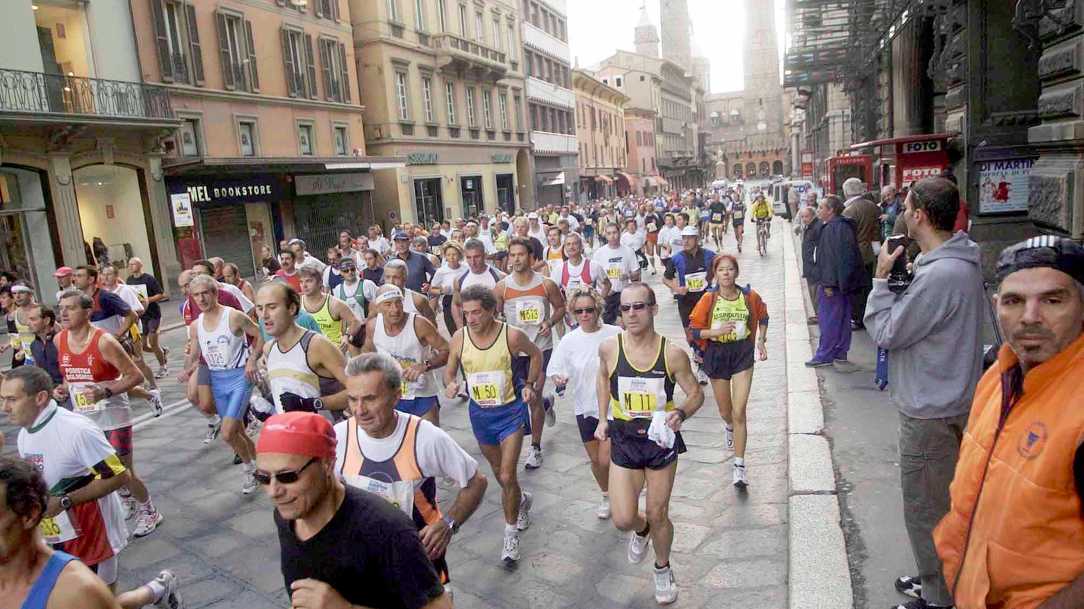 Coronavirus, annullata la maratona di Bologna (foto d'archivio)