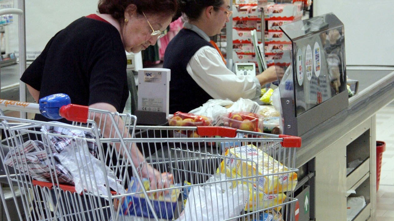 Bologna, alcuni supermercati sono aperti anche a Pasqua e Pasquetta
