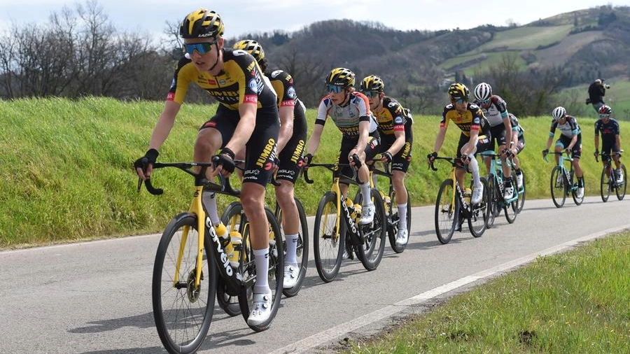 La corsa ciclistica, che dura dal 22 al 26 marzo, avrà tre tappe nella nostra regione: Riccione, Longiano e San Marino. Poi le ultime due in Toscana