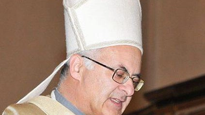 Pasqua, il vescovo Massara ai giovani:  "Non fatevi rubare il sogno del futuro"