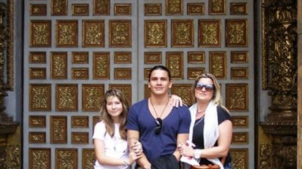 Le tre vittime di Misano: Alvaro Cerda Cedeno, la sua compagna Adriana Stadie e la figlia Sophie