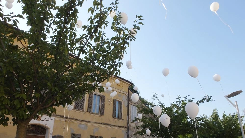 Il volo dei palloncini a Reggiolo