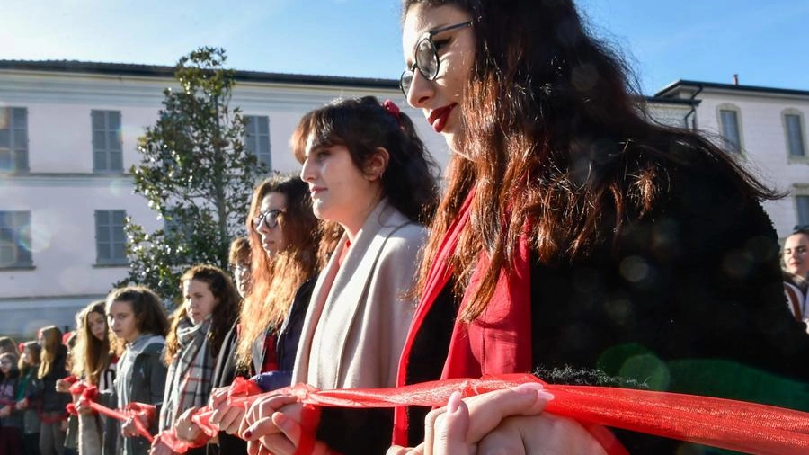 Un flashmob, contro la violenza sulle donne, andato in scena a Busto Arsizio