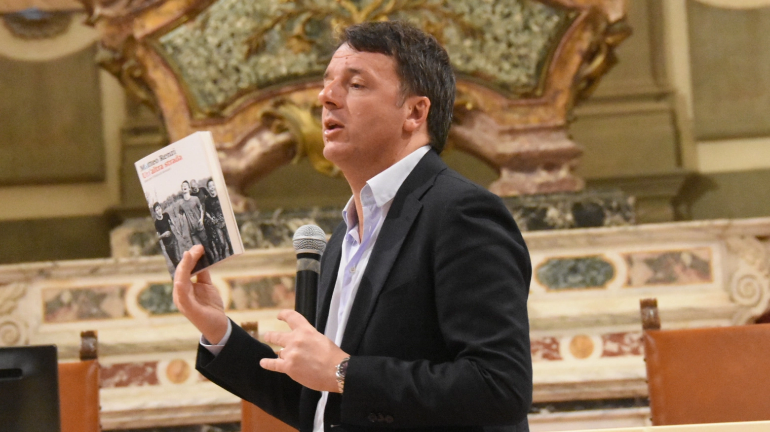Matteo Renzi presenta il libro 'Un'altra strada'