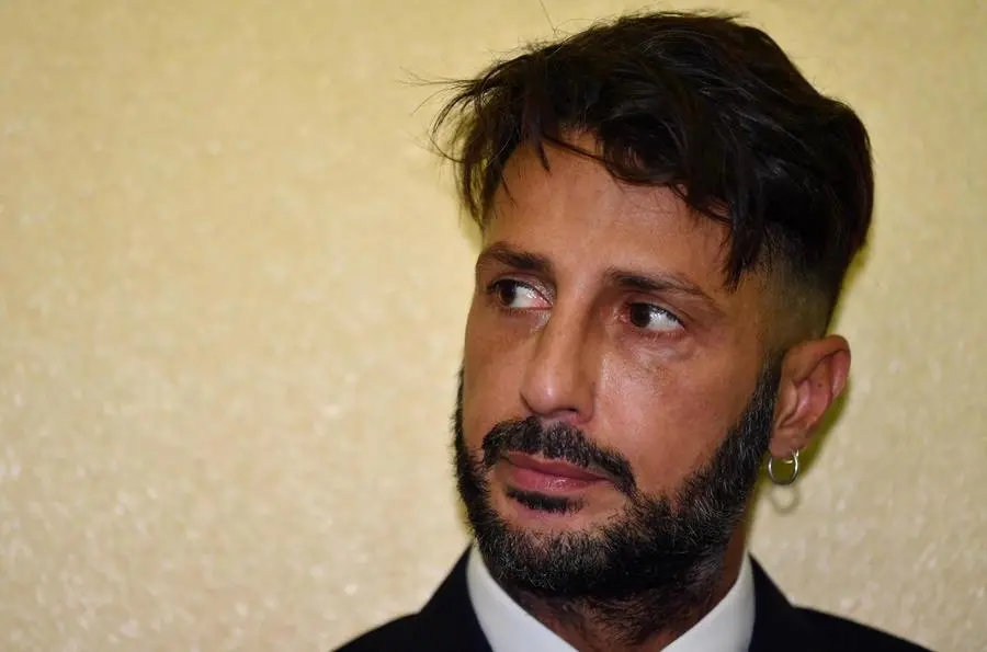 Fabrizio Corona coinvolto in un incidente in A1 a Modena
