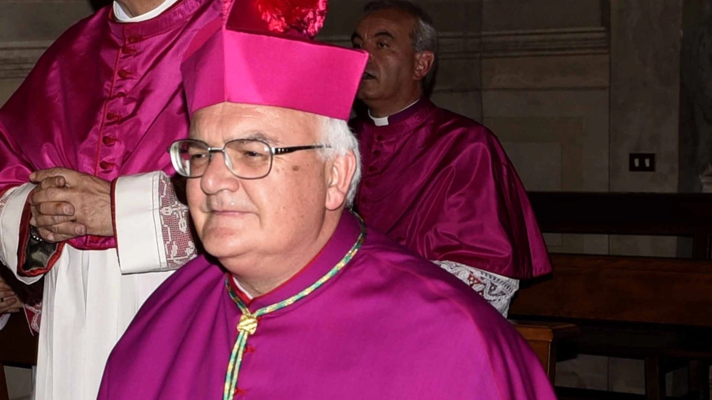 L’arcivescovo Gian Carlo Perego (foto archivio Businesspress)