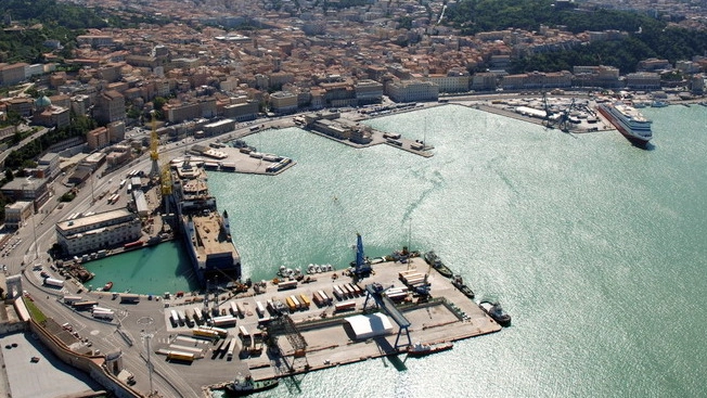 Il porto di Ancona (foto Antic)