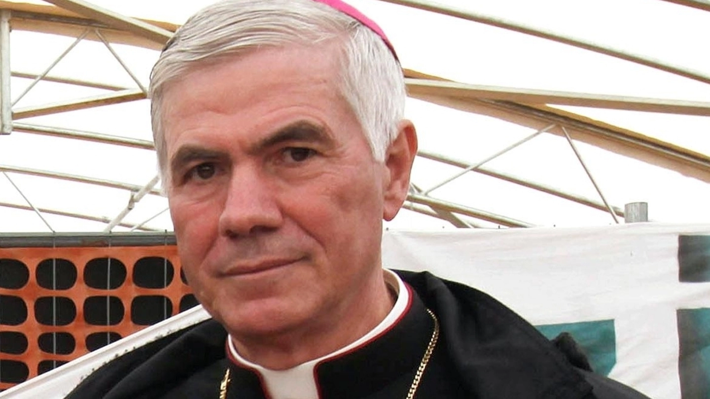 Il vescovo Giovanni D’Ercole celebrerà a Roma la messa dei preti sposati