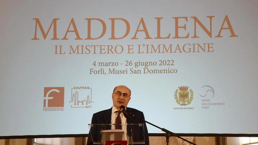 Gianfranco Brunelli alla presentazione della mostra Maddalena ai Musei San Domenico 