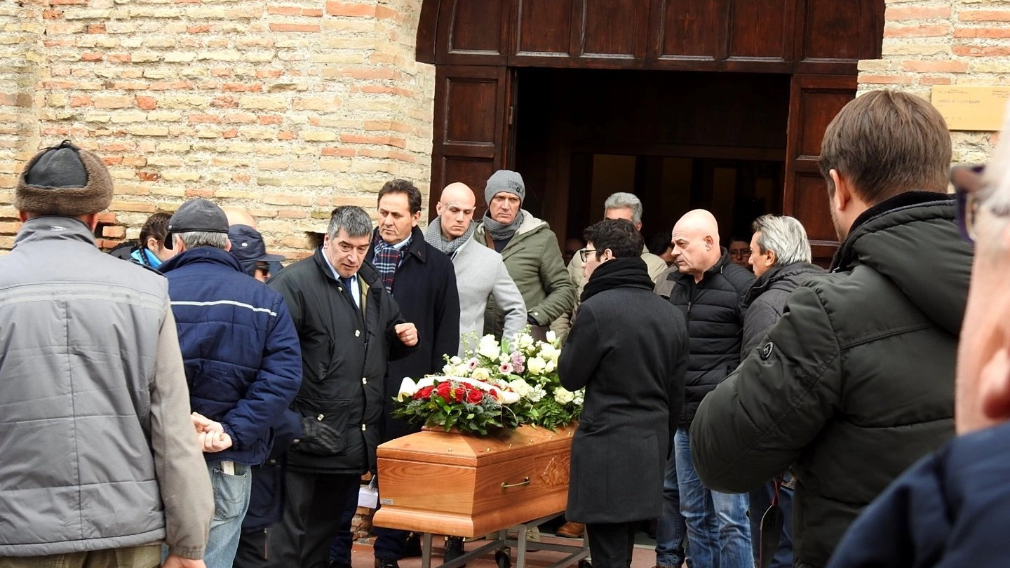 Il funerale di Giovanna Rondinelli (foto Scardovi)