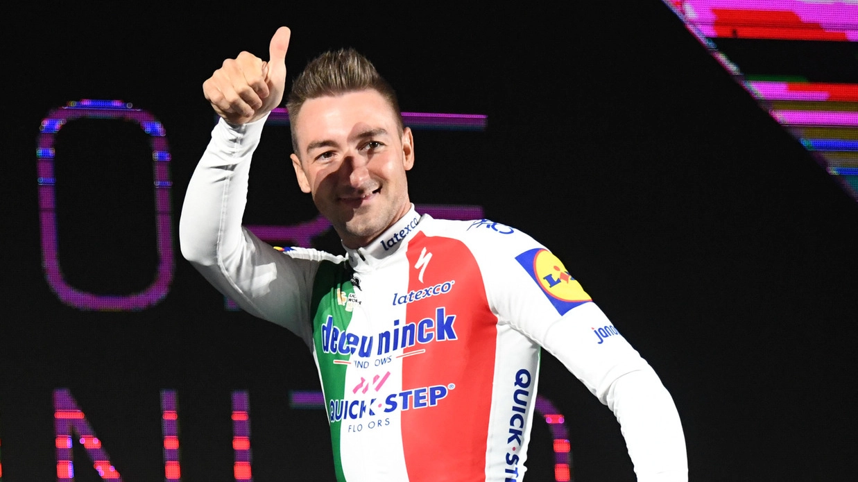 Giro d'Italia 2019, Viviani alla presentazione (FotoSchicchi)