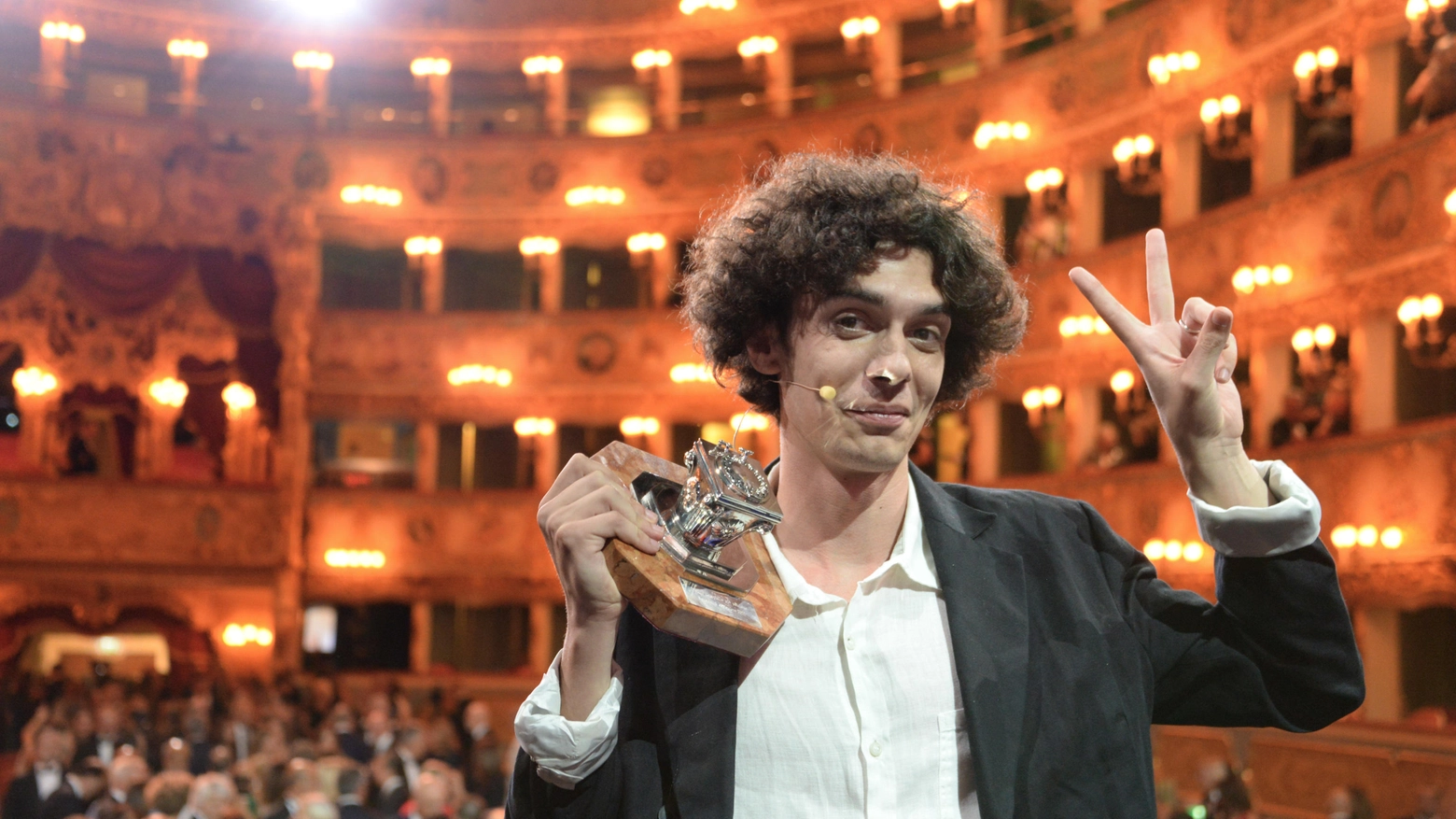 Bernardo Zannoni, vincitore del premio Campiello 2022 col romanzo "I miei stupidi intenti " (Sellerio)